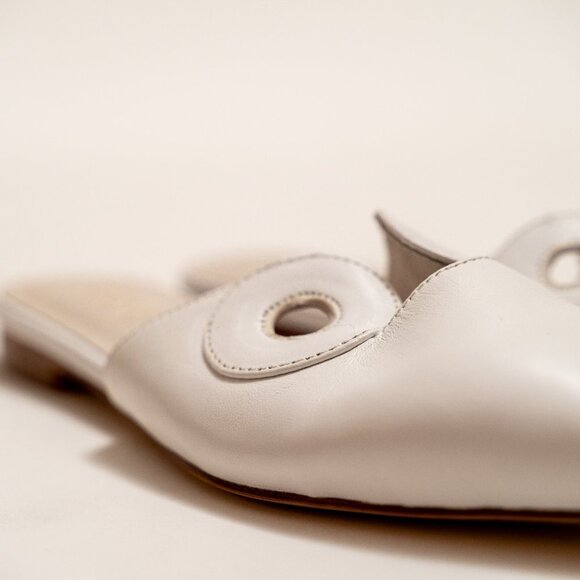 RAYE Pointed Toe Slip On Mules - Picture 5 of 6